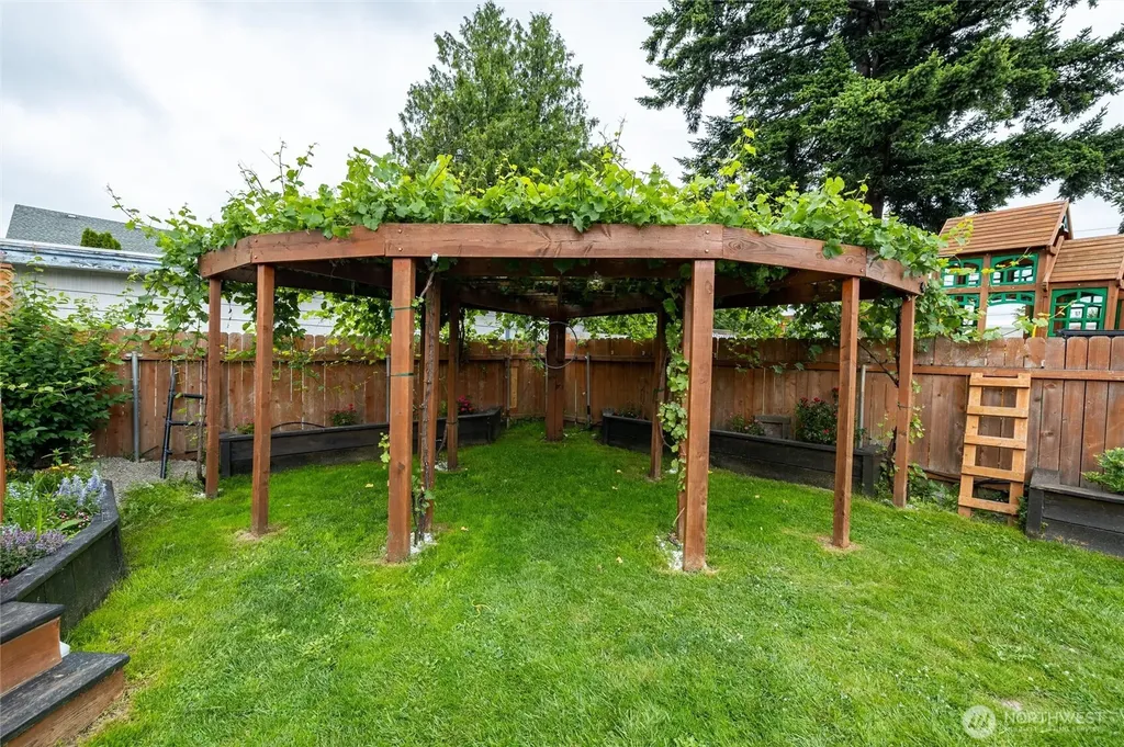 1115 E Broad Street Mount Vernon WA 98274