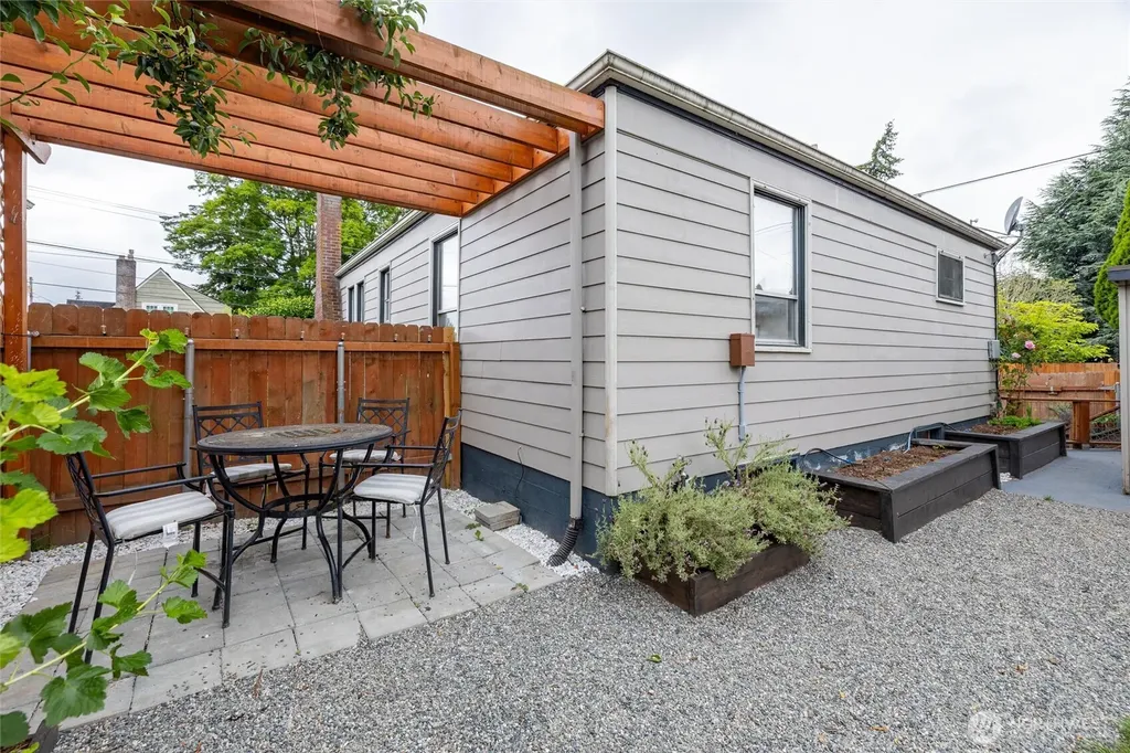 1115 E Broad Street Mount Vernon WA 98274