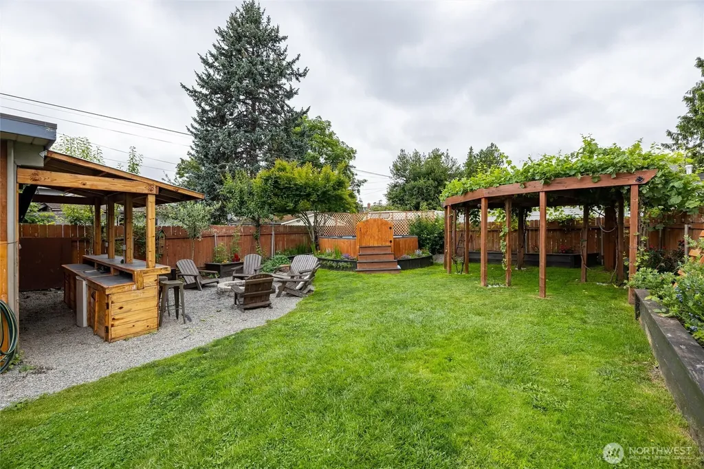 1115 E Broad Street Mount Vernon WA 98274