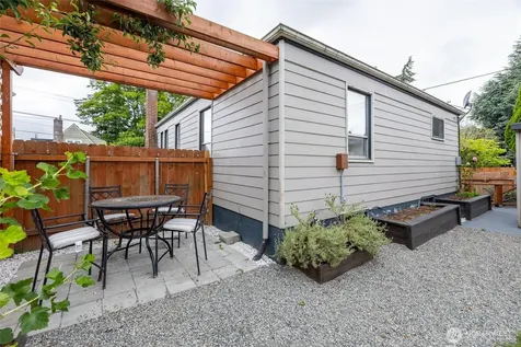1115 E Broad Street Mount Vernon WA 98274