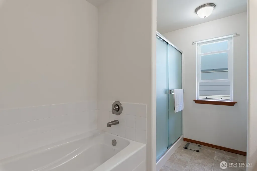 509 E Division Street Arlington WA 98223