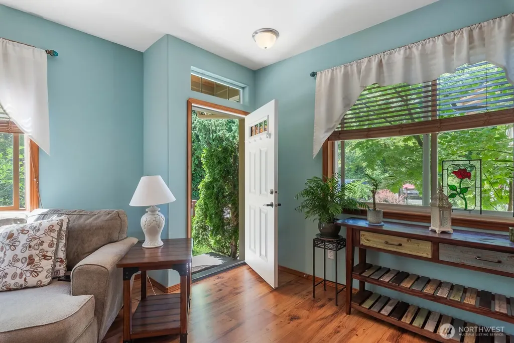 509 E Division Street Arlington WA 98223