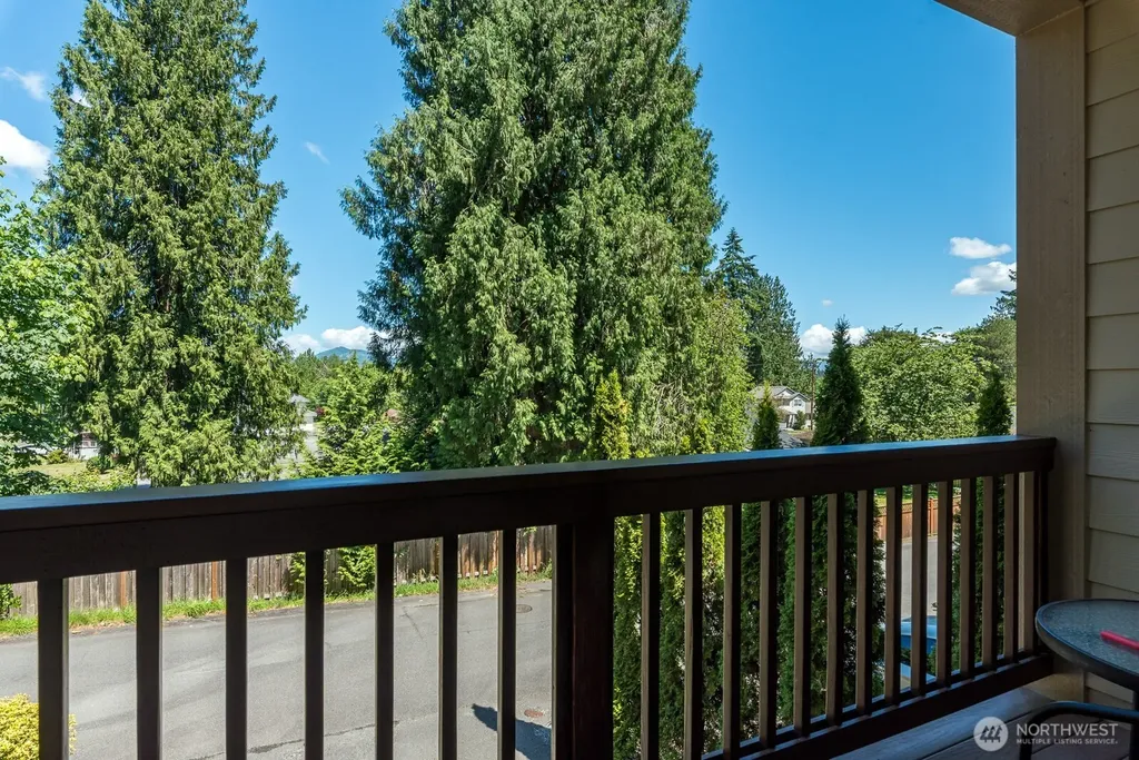 509 E Division Street Arlington WA 98223