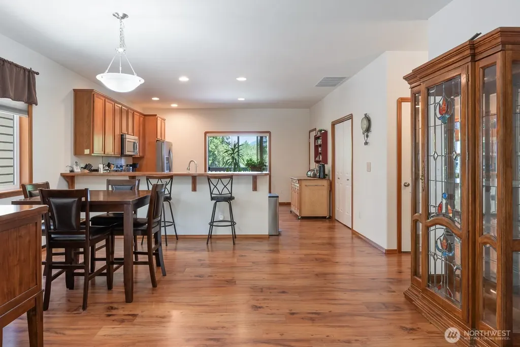 509 E Division Street Arlington WA 98223