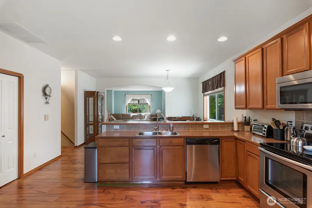 509 E Division Street Arlington WA 98223