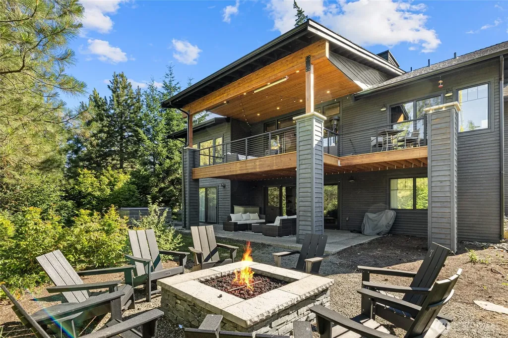 320 Kokanee Lp Cle Elum WA 98922