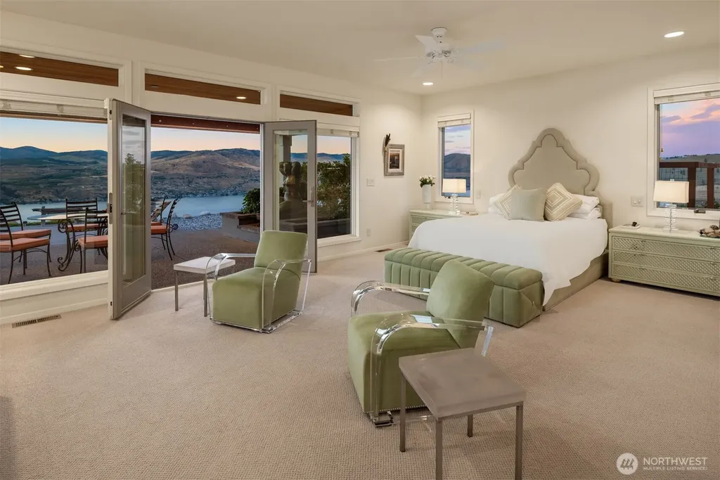 450 Hawks Meadow Road Chelan WA 98816