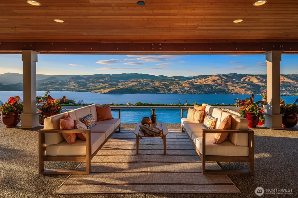 450 Hawks Meadow Road Chelan WA 98816