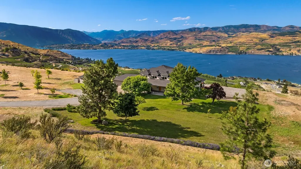 450 Hawks Meadow Road Chelan WA 98816