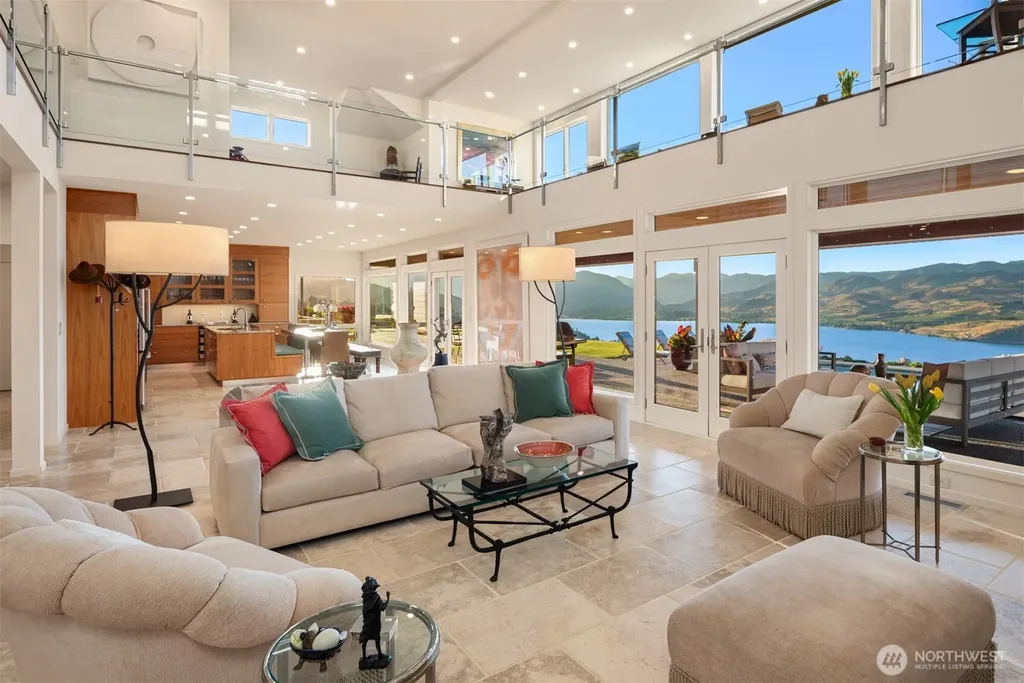 450 Hawks Meadow Road Chelan WA 98816