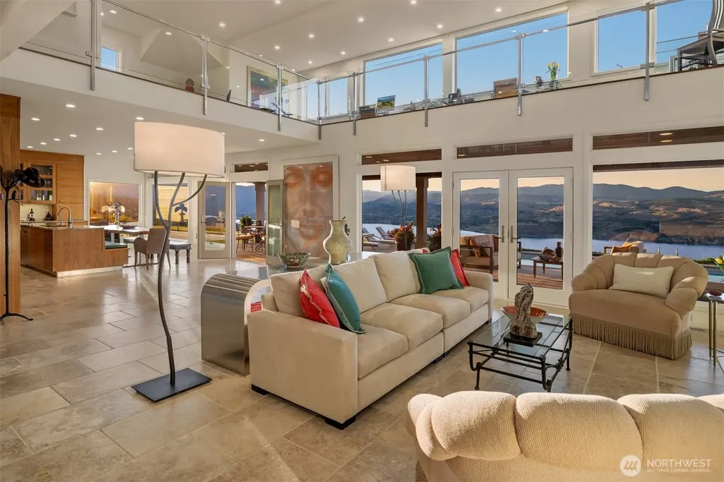 450 Hawks Meadow Road Chelan WA 98816