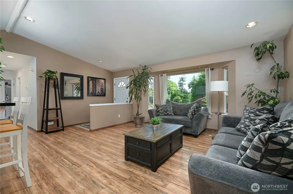 9103 74th Street SE Snohomish WA 98290