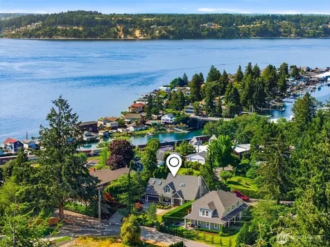 2714 Parkway Drive W Tacoma WA 98466
