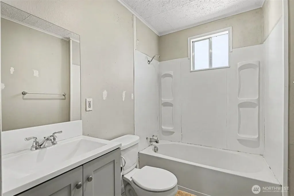 140 S Cambrian Avenue Bremerton WA 98312
