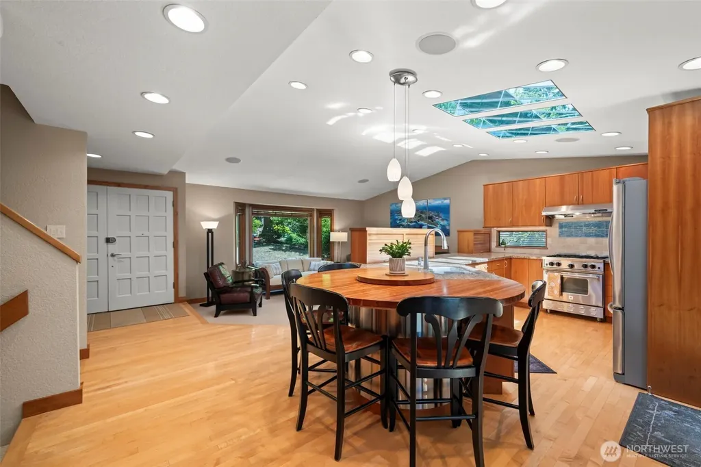13301 NE 190th Place Woodinville WA 98072