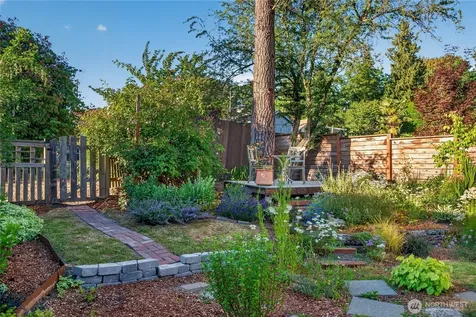 3632 S Findlay Street Seattle WA 98118