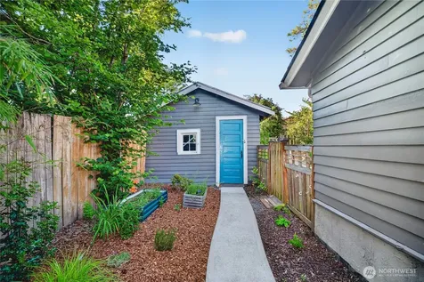 3632 S Findlay Street Seattle WA 98118