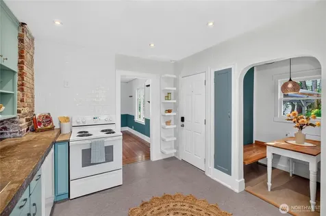 3632 S Findlay Street Seattle WA 98118