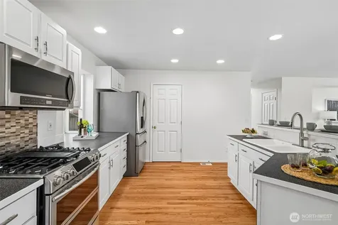 5015 152nd Place SE Everett WA 98208