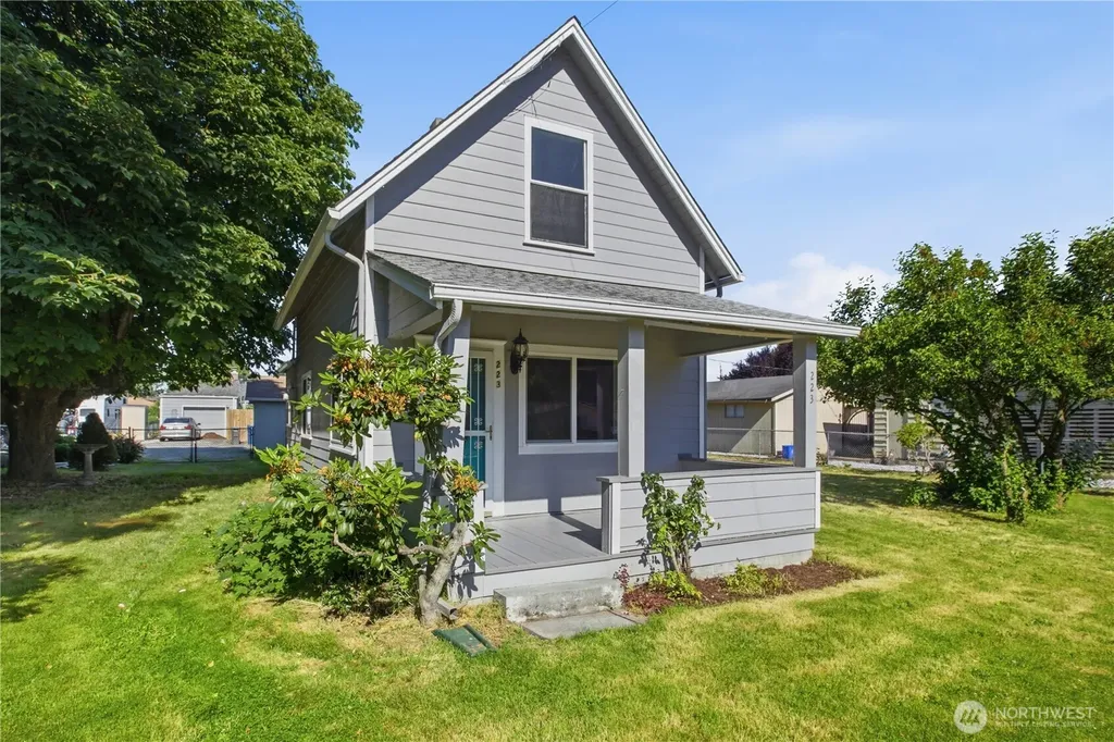 223 R Street NE Auburn WA 98002