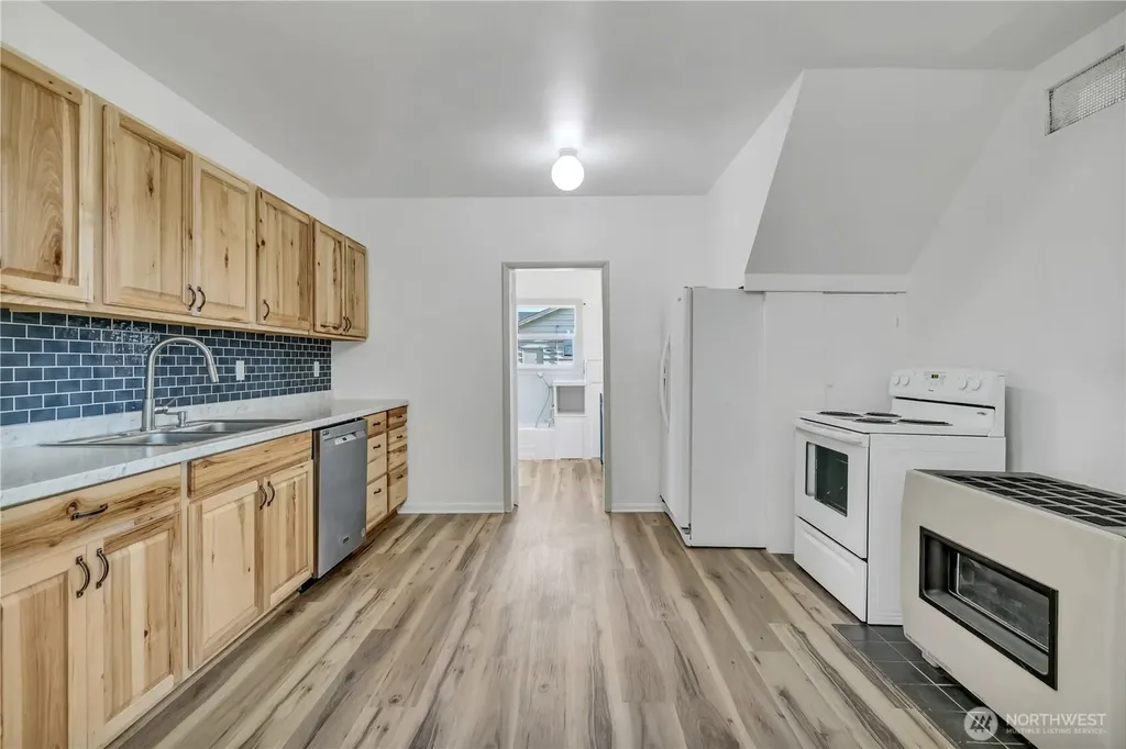 223 R Street NE Auburn WA 98002