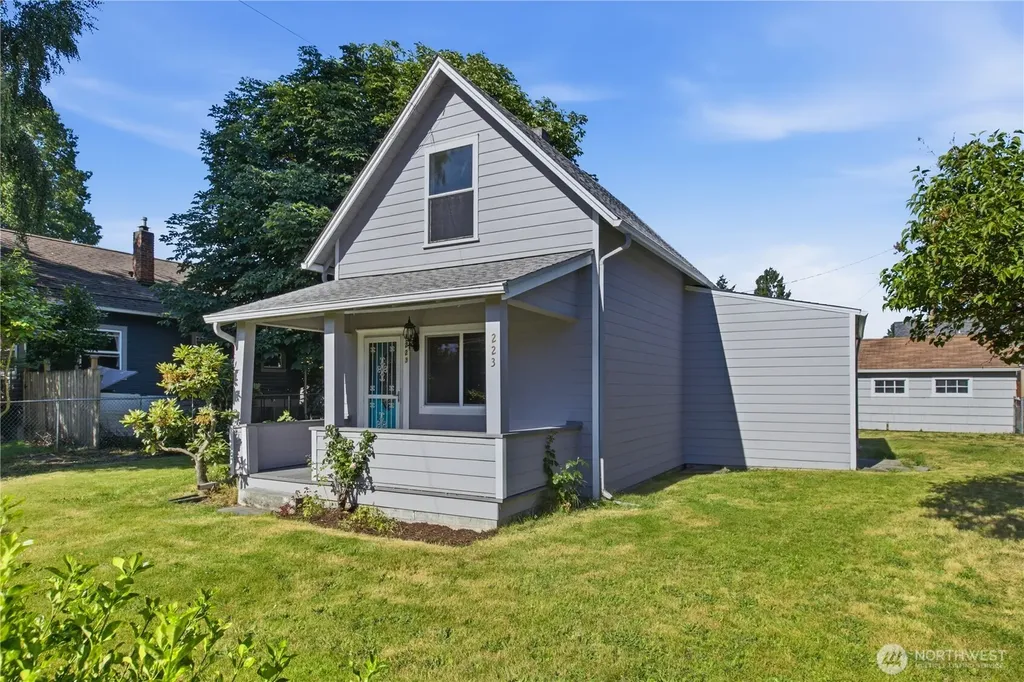 223 R Street NE Auburn WA 98002