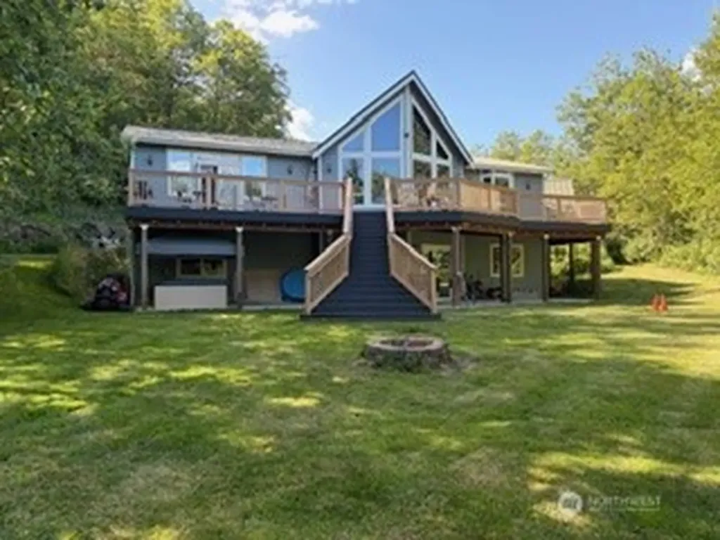 48219 284th Avenue SE Enumclaw WA 98022