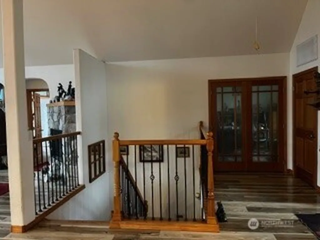 48219 284th Avenue SE Enumclaw WA 98022