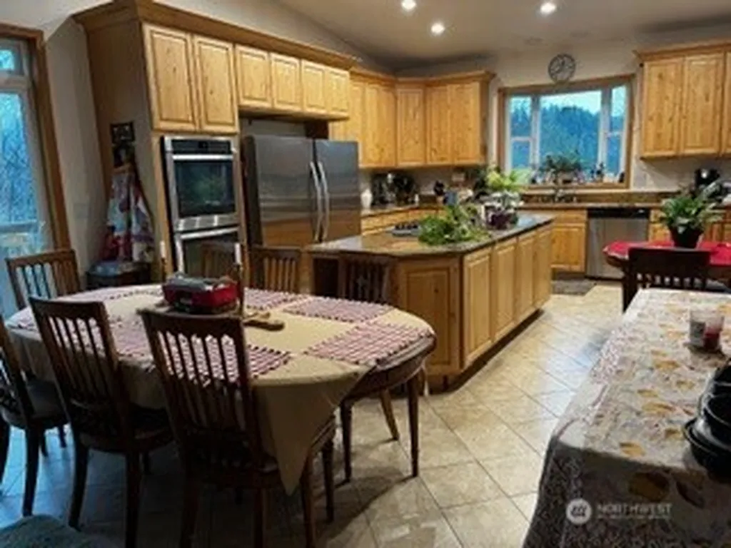 48219 284th Avenue SE Enumclaw WA 98022