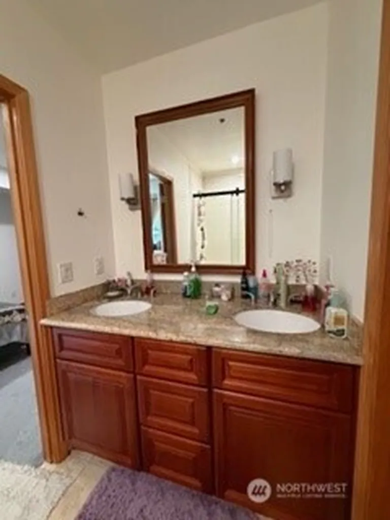 48219 284th Avenue SE Enumclaw WA 98022