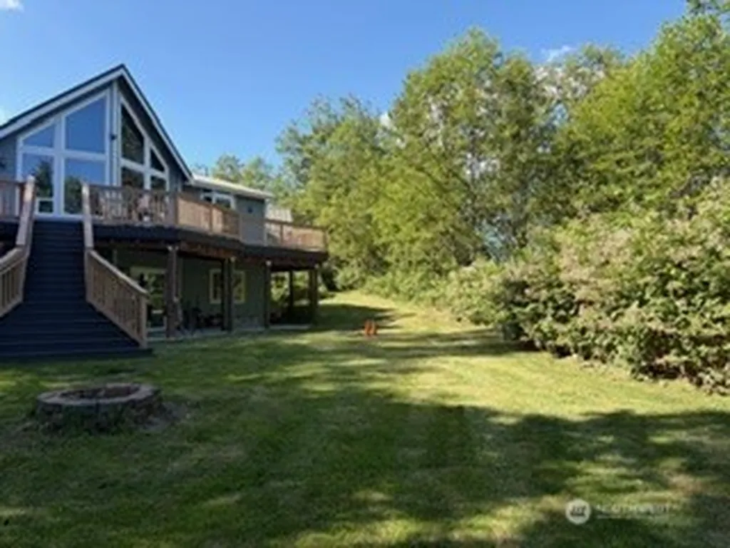 48219 284th Avenue SE Enumclaw WA 98022