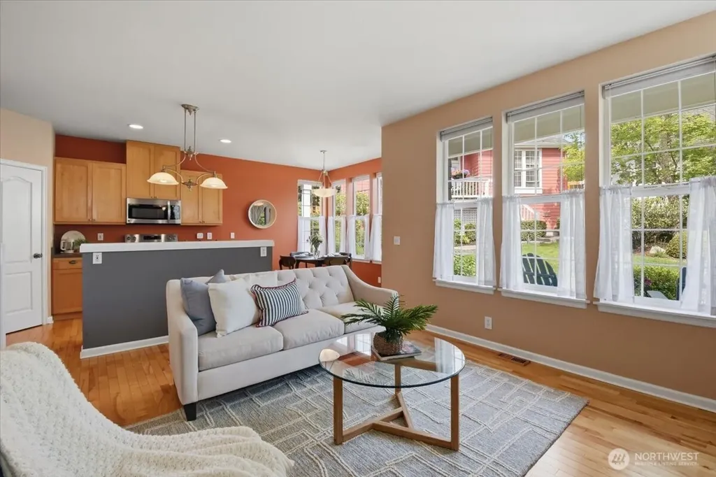 104 NE Sunset Street Poulsbo WA 98370