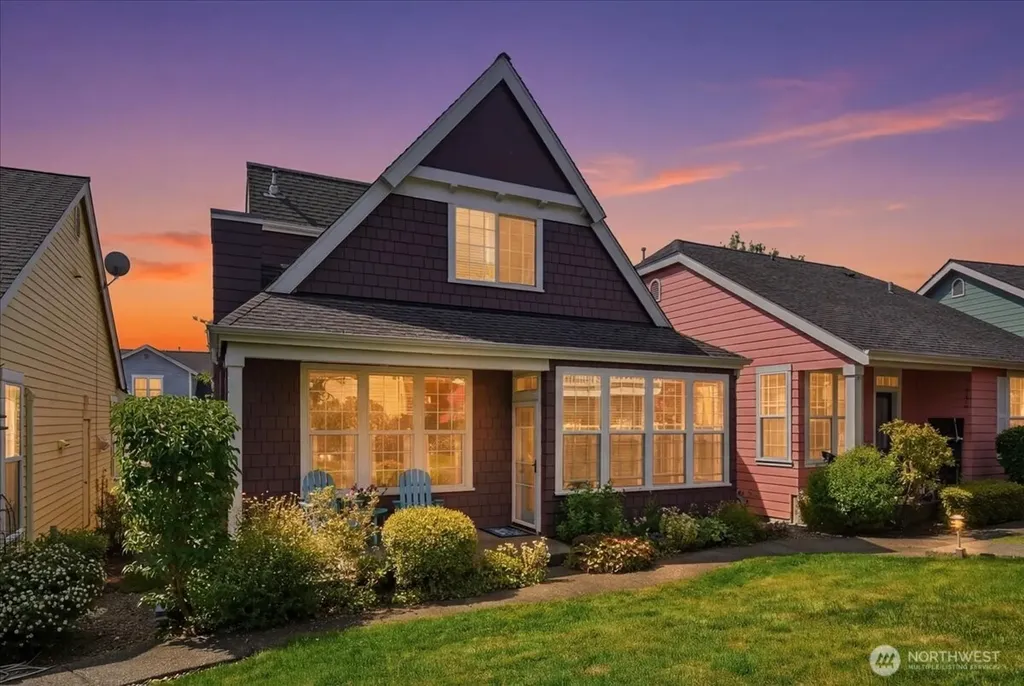104 NE Sunset Street Poulsbo WA 98370