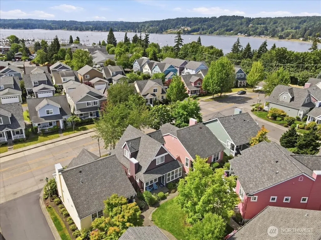 104 NE Sunset Street Poulsbo WA 98370