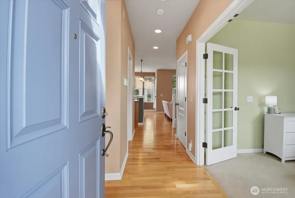 104 NE Sunset Street Poulsbo WA 98370