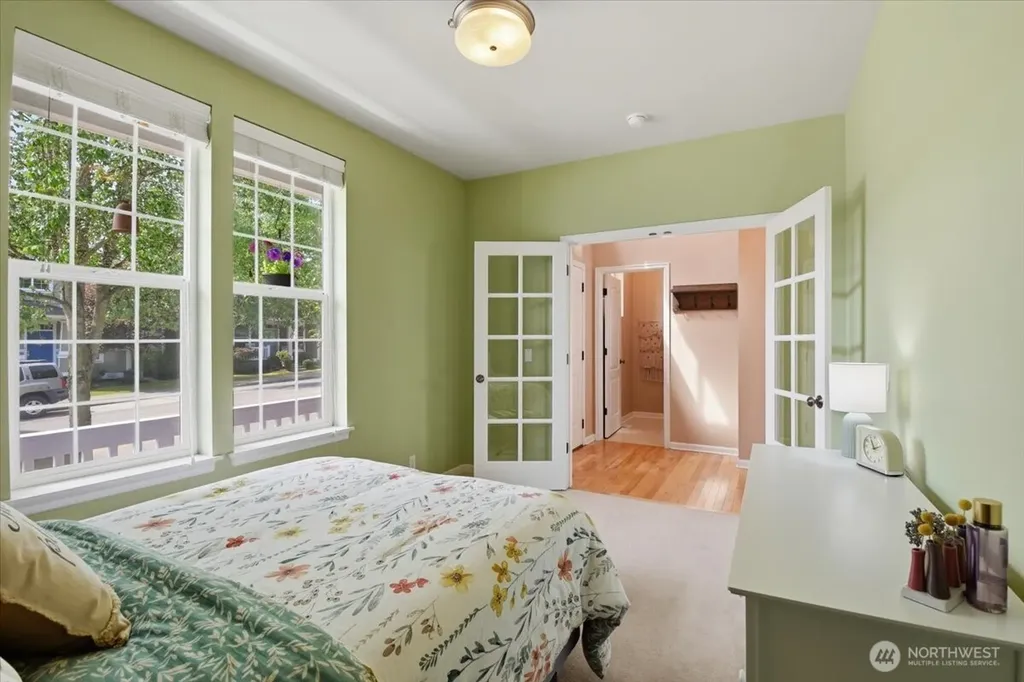 104 NE Sunset Street Poulsbo WA 98370