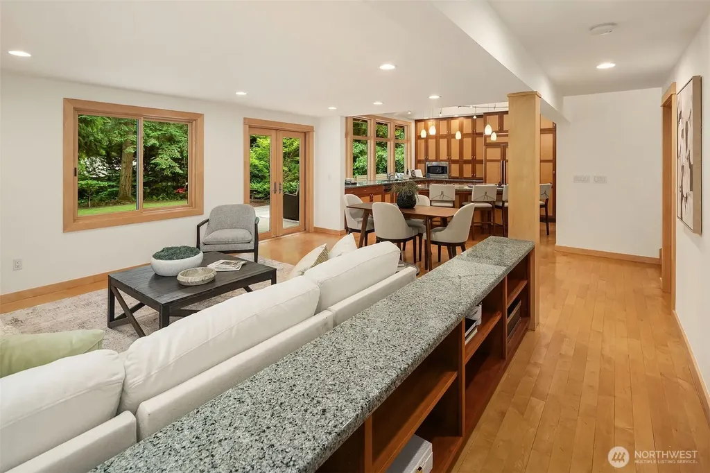 12820 NE 39th Street Bellevue WA 98005