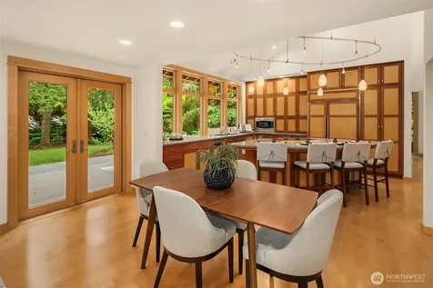 12820 NE 39th Street Bellevue WA 98005