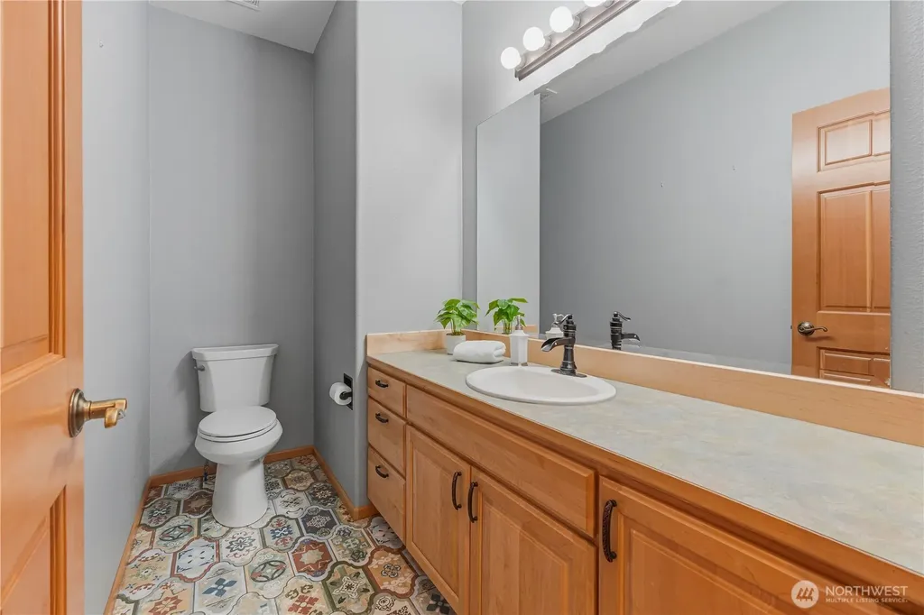 323 Stoneybrook Lane Wenatchee WA 98801