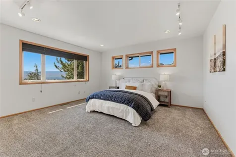 323 Stoneybrook Lane Wenatchee WA 98801