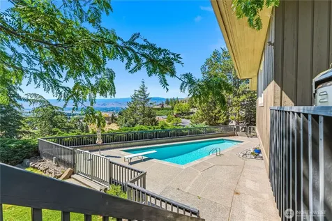 323 Stoneybrook Lane Wenatchee WA 98801