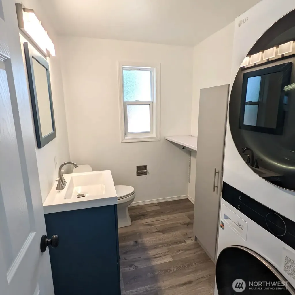 1527 8th Street Marysville WA 98270