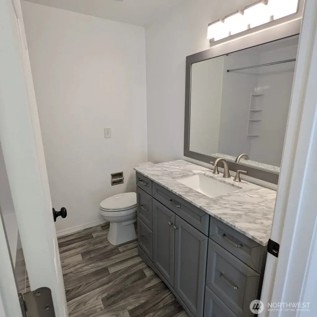 1527 8th Street Marysville WA 98270