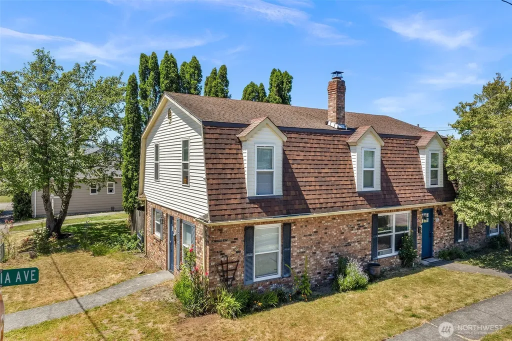 1527 8th Street Marysville WA 98270