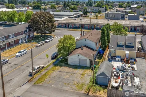 1527 8th Street Marysville WA 98270