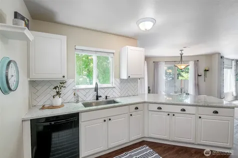 12104 133rd Street E Puyallup WA 98374