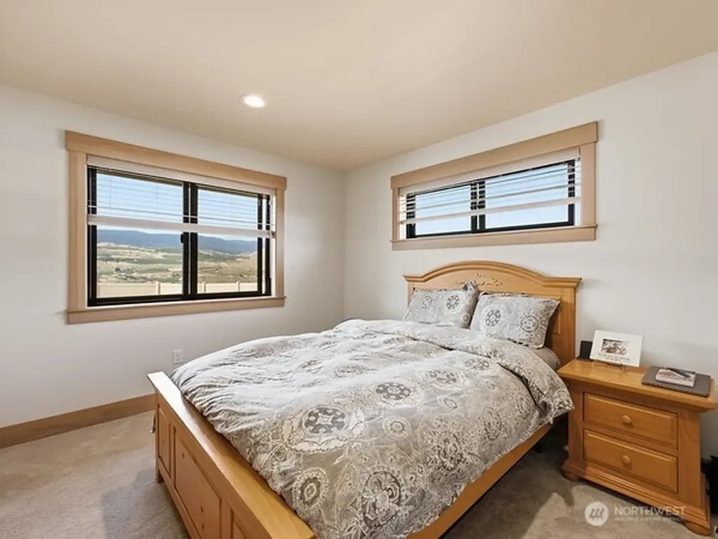 2214 SE 6th Street SE East Wenatchee WA 98802