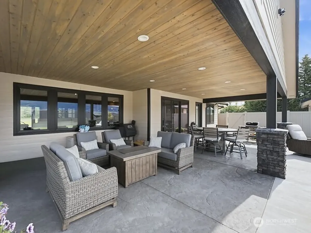 2214 SE 6th Street SE East Wenatchee WA 98802