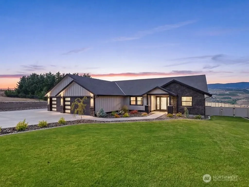 2214 SE 6th Street SE East Wenatchee WA 98802