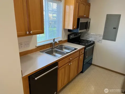 7903 115th Street E Puyallup WA 98373